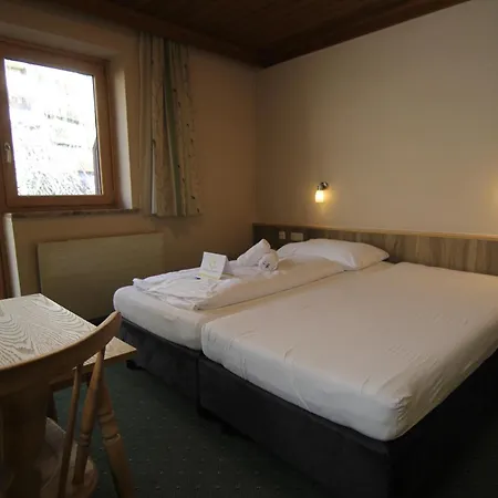 Alpensport فندق مبيت وإفطار